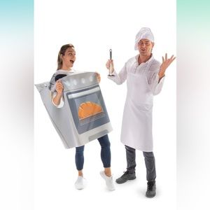 Bun in the Oven costume with Bun Maker